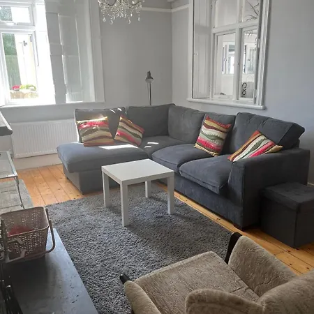Historic House In Sandyford Village Casa vacanze *